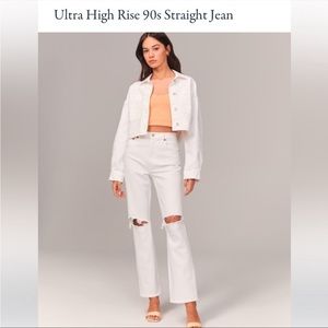 NWT Abercrombie & Fitch - Ultra High Rise 90s Straight Jeans - White Distressed